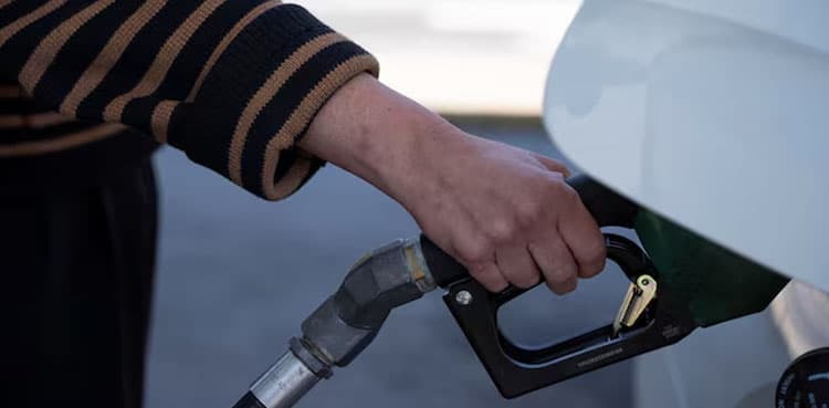 Sri Lanka raise fuel prices after IMF loan instalment