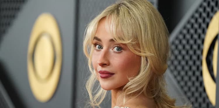Sabrina Carpenter Sparks 'Man's Best Friend' Tour Rumors After Coachella Success