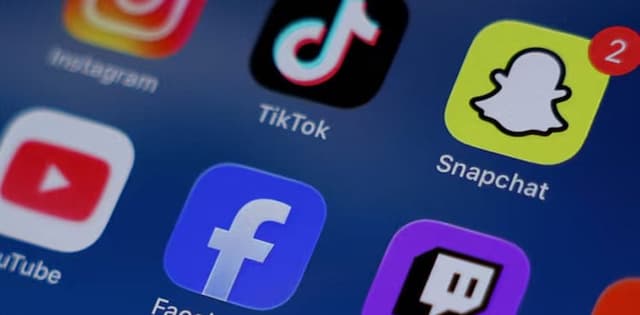 US House committee reaches bipartisan deal on social media rules for youth