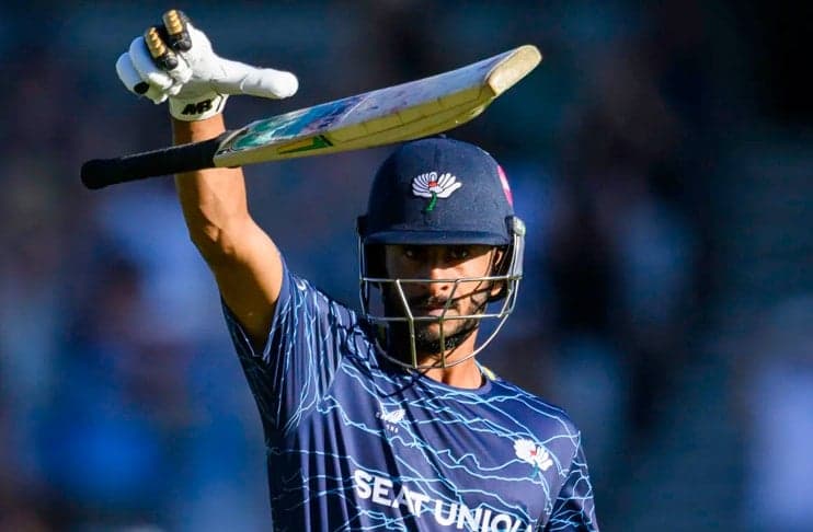Hasan Ali stars as Yorkshire edge Derbyshire in Vitality Blast thriller