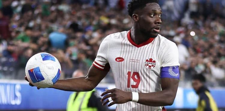 Davies' World Cup preparations hit by fresh injury