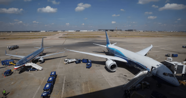 US says airline jet oil costs jumped $1.8 billion or 56% in March