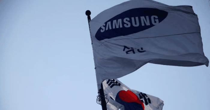Samsung Electronics, union hold last-ditch talks to avert strike threatening global supply chains