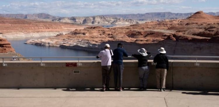 US government planning dramatic Colorado River water cuts due to drought, overuse