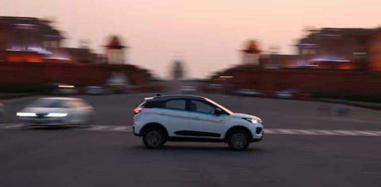 India directs state-run banks, insurance firms to cut costs, shift to EVs