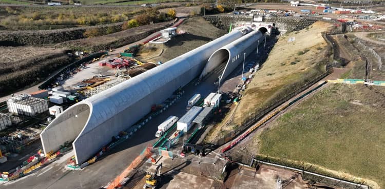 First HS2 trains won’t run until 2036 after costs balloon to £107,000,000,000