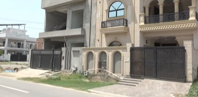 Lahore  House of ‘Cocaine Queen’ Anmol Pinky Uncovered