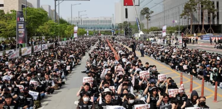 Explainer: What are Samsung union workers demanding and how might a strike play out?