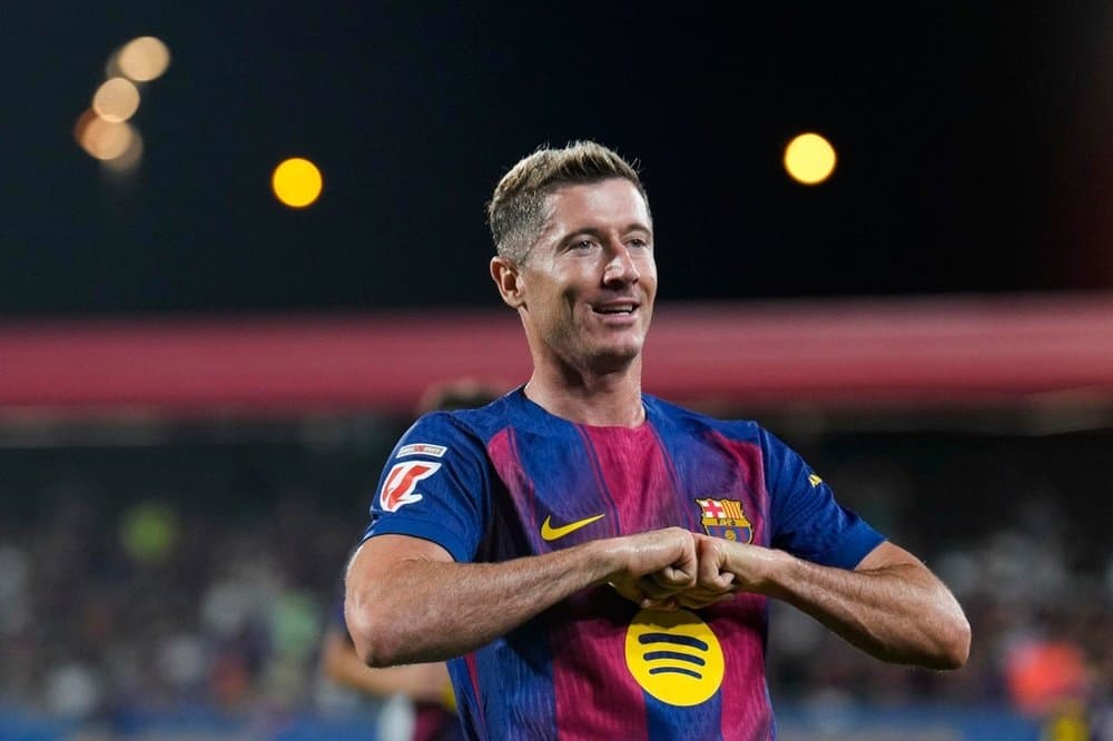 Lewandowski to leave Barca with 'mission complete'