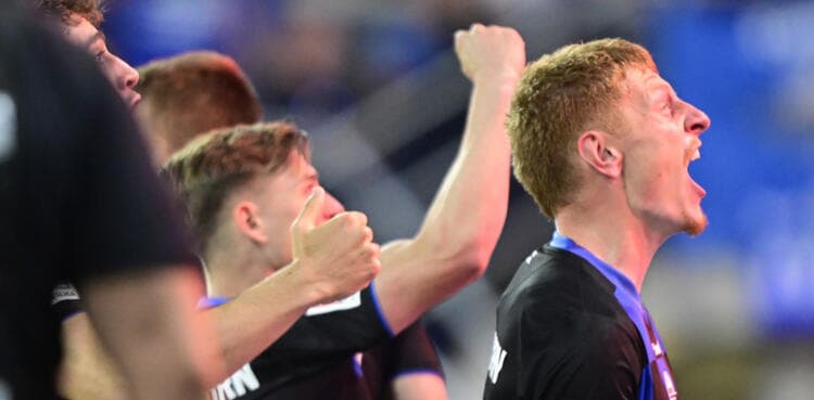 Paderborn strike late to relegate Wolfsburg from Bundesliga