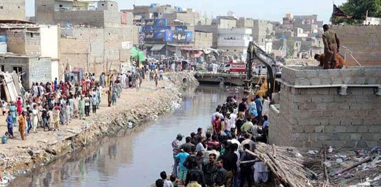 Court orders TMC Orangi to pay Rs15m over man death in nullah