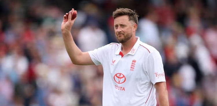Robinson takes five wickets as New Zealand all out for 113