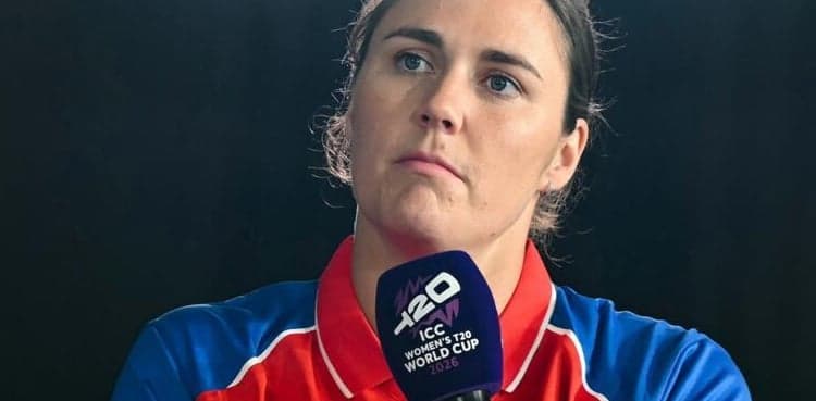 Giants under pressure in open Women's T20 World Cup