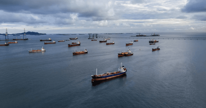 Strait of Hormuz ship traffic climbs after war deal: trackers