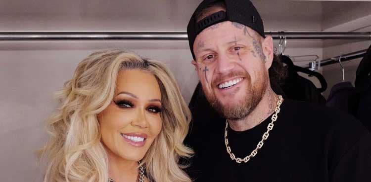 Bunnie Xo shared cryptic clues hours after he announced divorce