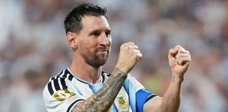 Messi says his tears after first goal were caused by personal 'difficult days'