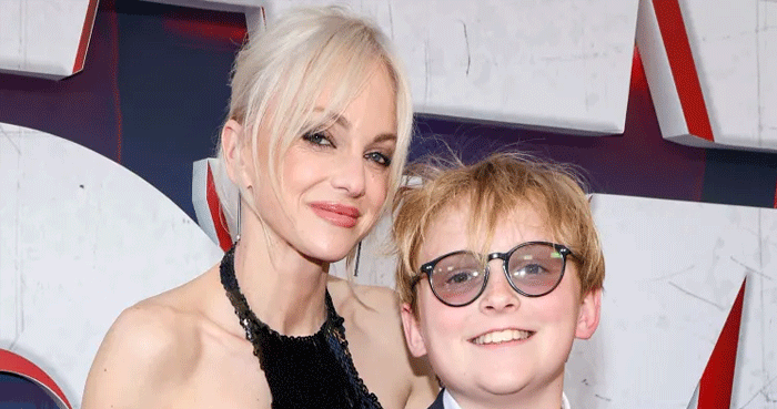 Anna Faris gets sweet support from son Jack Pratt at ‘Scary’ movie premiere