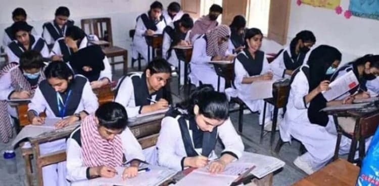 Students can apply for college admissions online