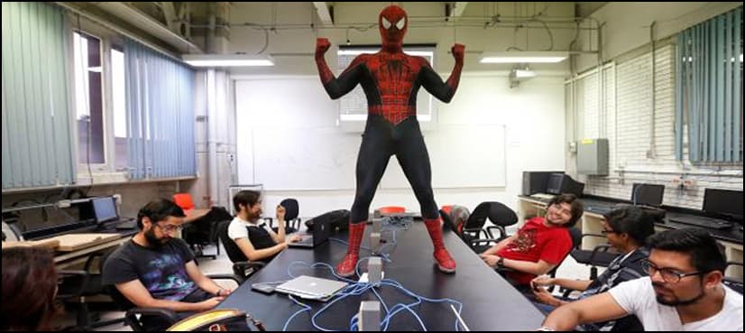 Mexican 'Spider-Man' weaves web of knowledge for science students