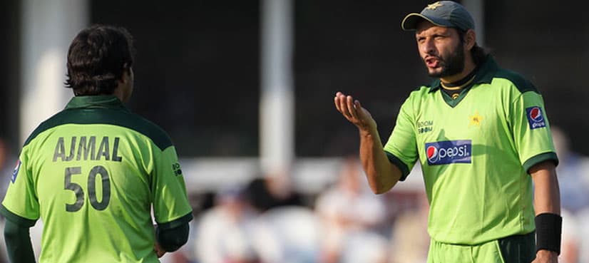 Afridi, Ajmal should not play int'l cricket anymore: Aaqib Javed