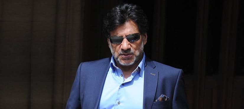 Pakistan-born British actor sacked for 'offensive' India tweets