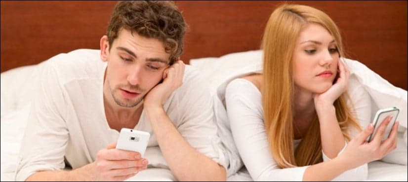 Here's why happy couples post less about their relationship on social media