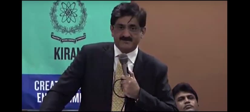 Murad urges education dept to functionalise 2000 closed schools in Sindh