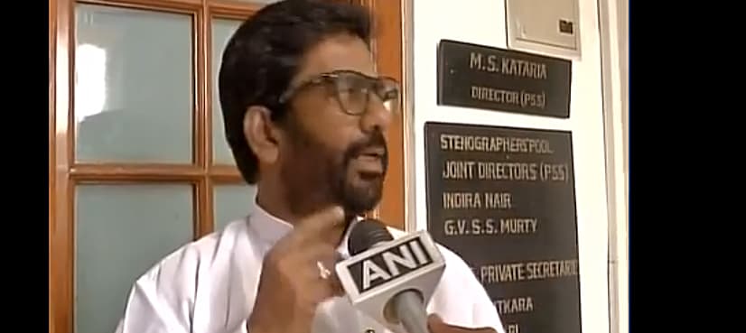 WATCH: Shiv Sena MP beats air steward, defends his conduct