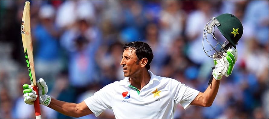Younis becomes first Pakistan player to reach 10,000 Test runs