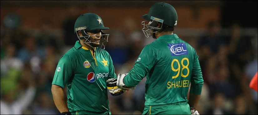 Sharjeel Khan, Khalid Latif handed spot-fixing evidence