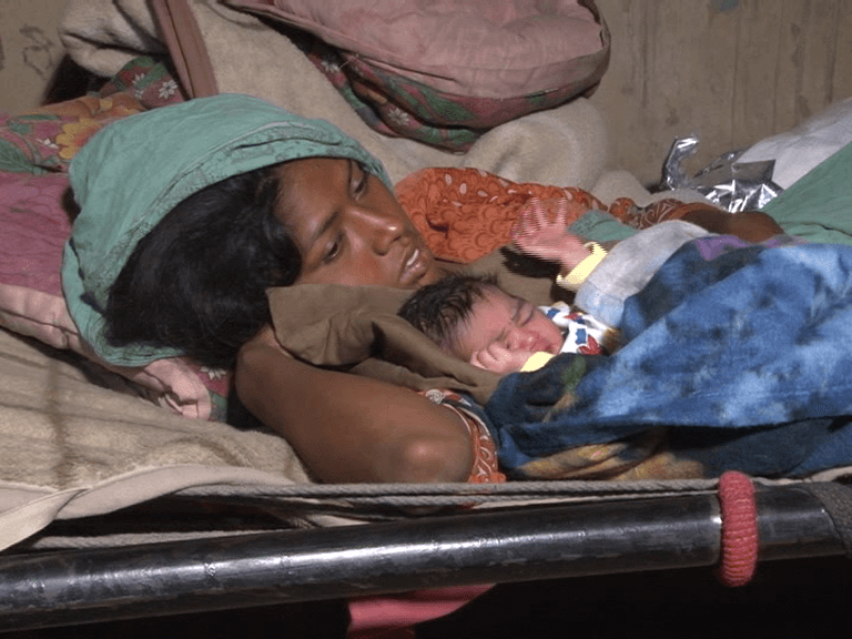 The case of Sameera Bibi, the woman who was lead to give birth on road