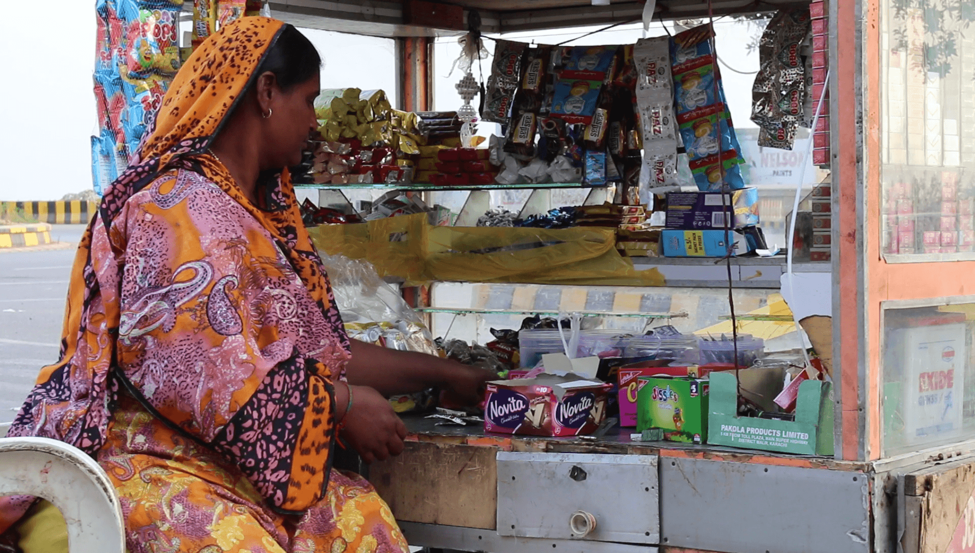 The superwoman Ulfat who runs a paankadhaba in a male-dominated society