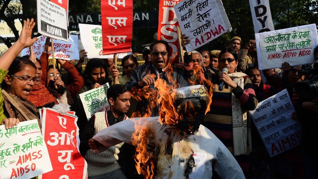 Indian mob kills man accused of raping young girl