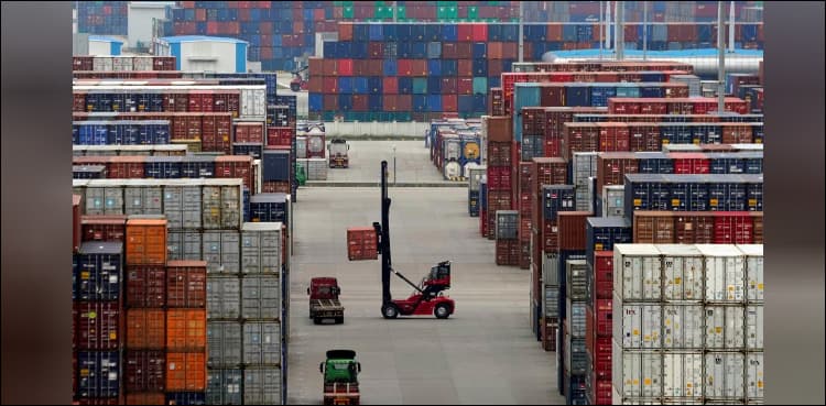 China relieved US trade war is 'on hold'; US business ambivalent