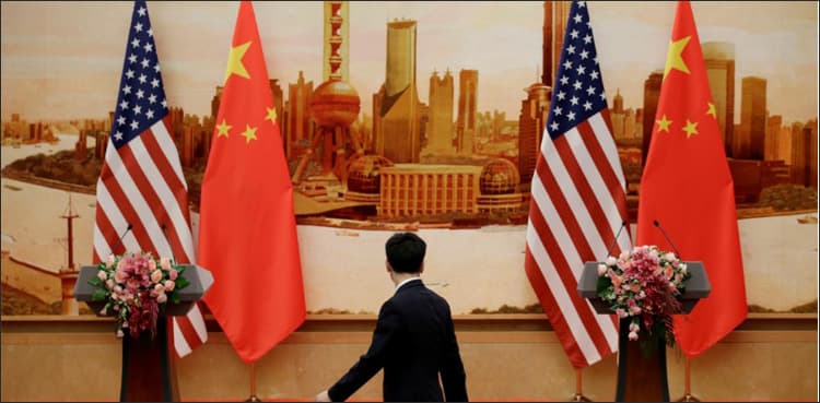 Trump announces 25 percent tariff on Chinese technology