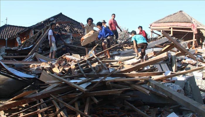 Indonesian earthquake death toll reaches 555