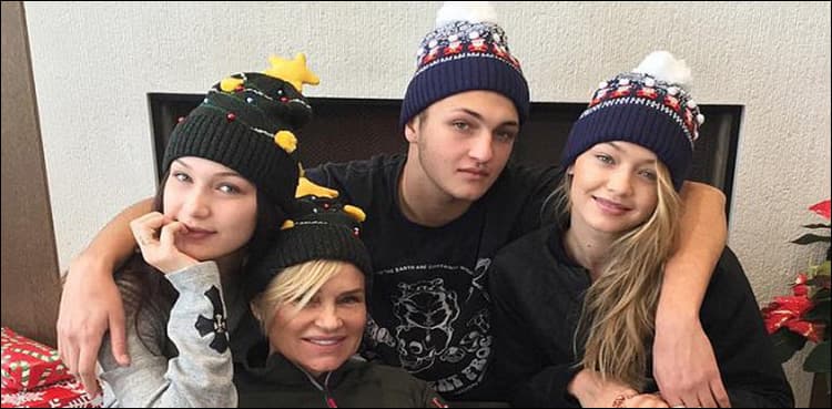 This Gigi Hadid's family dinner ritual will have you rolling with laughter