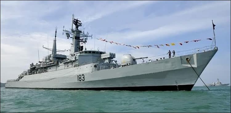 Pak Navy Ship visits Muscat during RMSP deployment