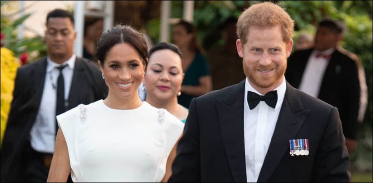 Harry and Meghan's island-hopping royal tour hits Tonga