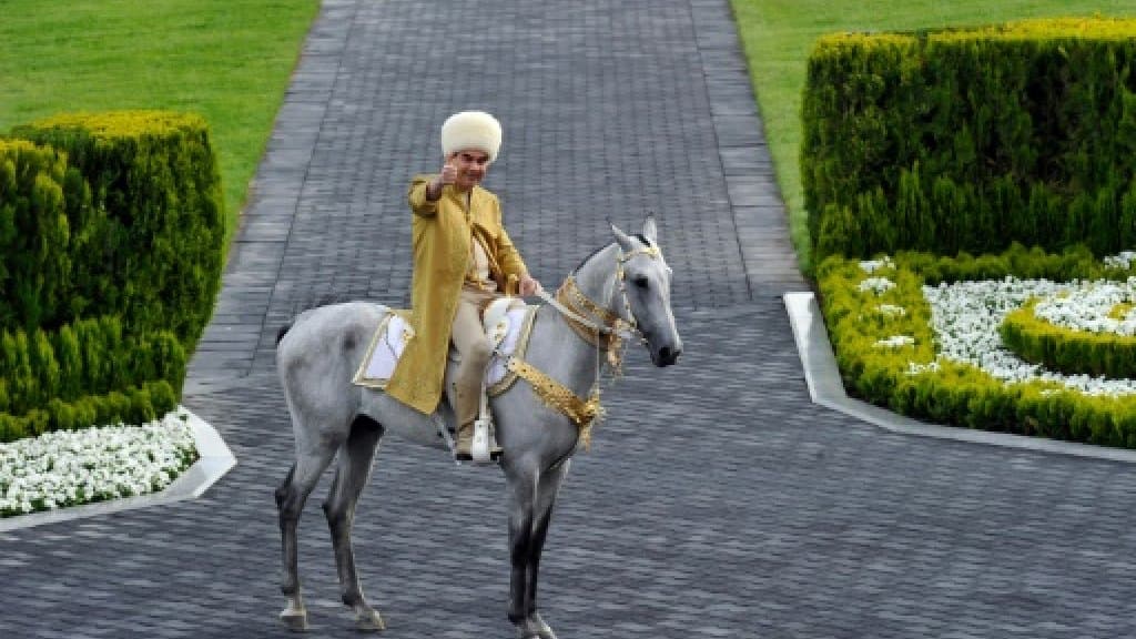 Autotuned autocrat: Turkmen leader croons Christmas song