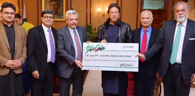 PM Imran hails overseas Pakistanis for contribution in dams' fund