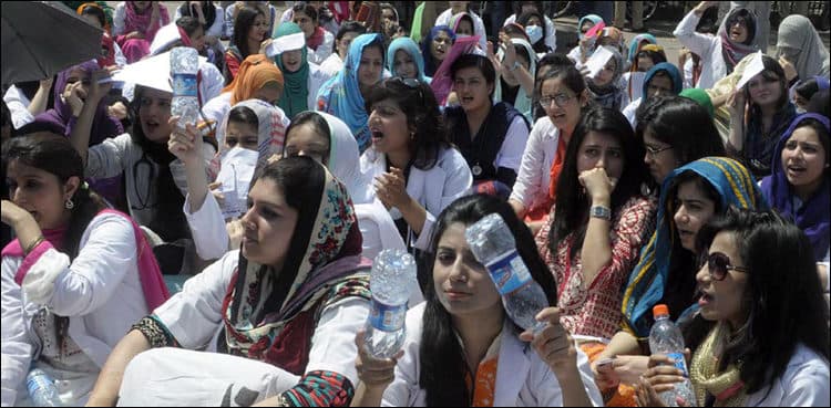 Four patients die as doctor's strike enters fourth day