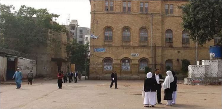 Two judges of Karachi City Court test positive for COVID-19