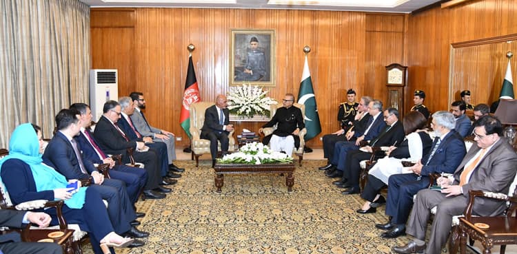 Pakistan wants closer ties with Afghanistan: President Alvi