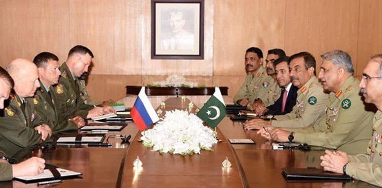 Russian commander lauds Pak Army's sacrifices in war against terrorism