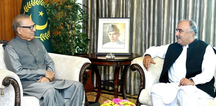 President Alvi, KP governor discuss overall situation of province