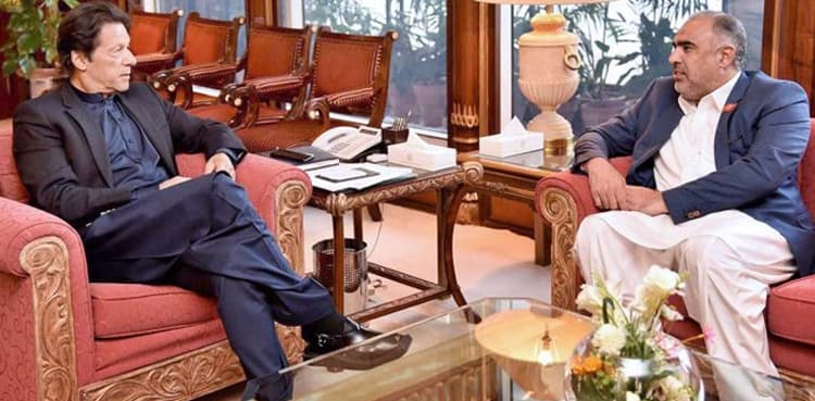 Speaker NA calls on PM Imran Khan