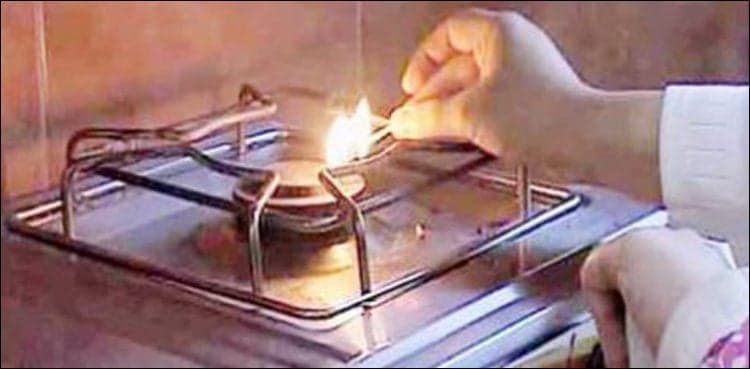 Citizens protest low gas pressure in Quetta