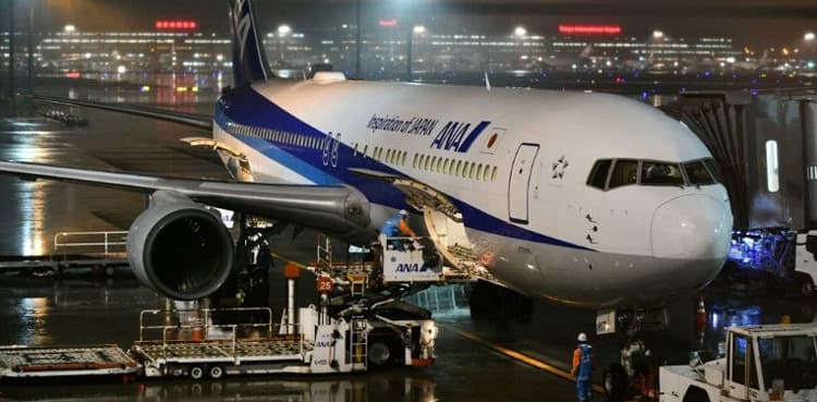 Foreigners airlifted from China virus epicentre, death toll hits 132