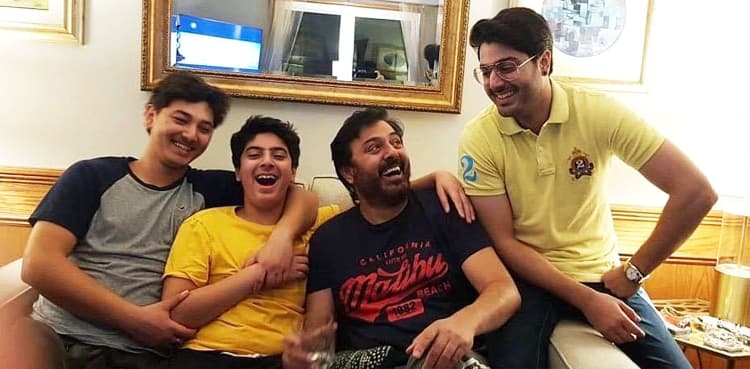 Actor Noman Ijaz welcomes New Year 2020 in style